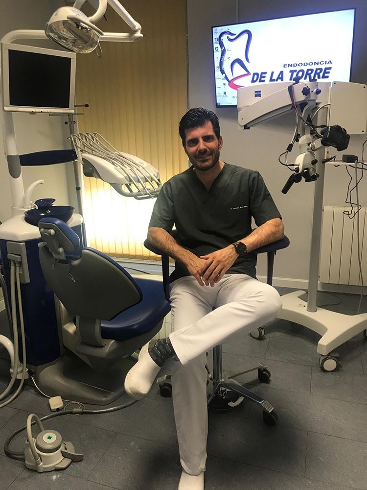 El equipo y la clínica de endodoncia Valladolid